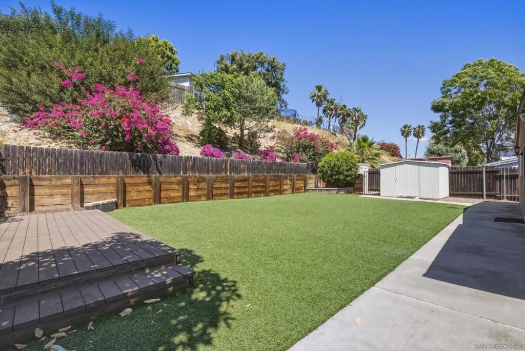 Image 21 of property listing at 8470 Tommy Dr, San Diego, CA 92119