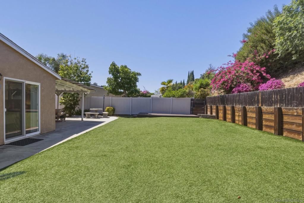 Image 22 of property listing at 8470 Tommy Dr, San Diego, CA 92119