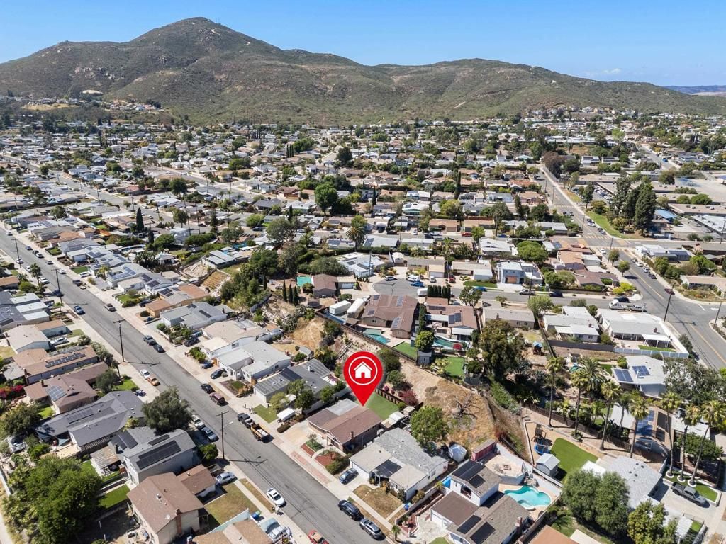 Image 29 of property listing at 8470 Tommy Dr, San Diego, CA 92119