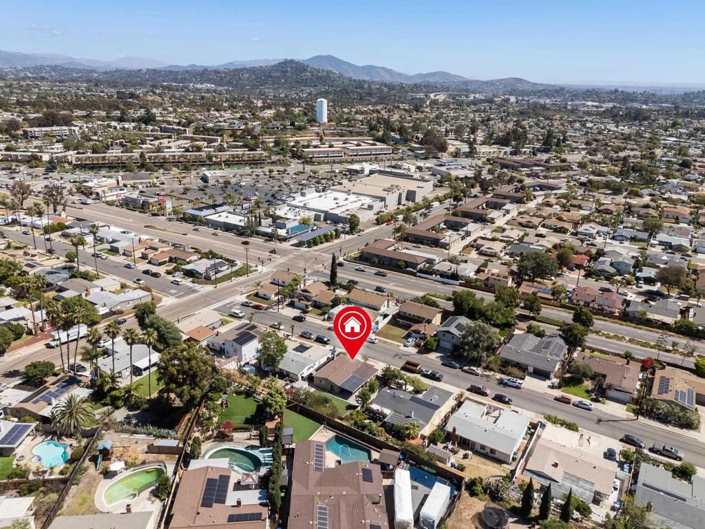 Image 30 of property listing at 8470 Tommy Dr, San Diego, CA 92119