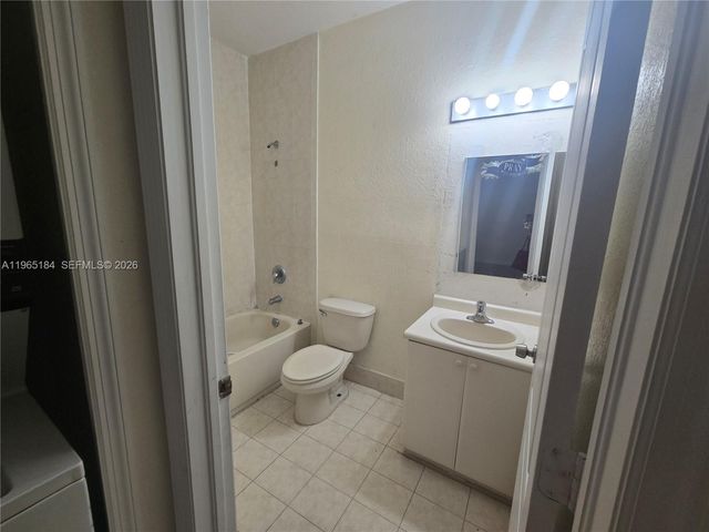1661 SE 28th St 203, Homestead, FL 33035