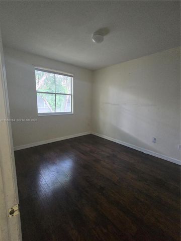 1661 SE 28th St 203, Homestead, FL 33035