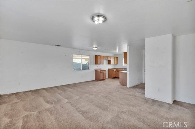 34622 Paseo Del Valle, Barstow, CA 92311