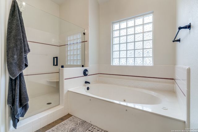 8506 Fairway Spring, Boerne, TX 78015
