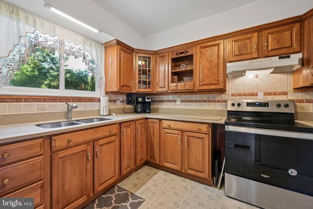 424 CALIFORNIA TRL, Browns Mills, NJ 08015