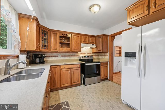 424 CALIFORNIA TRL, Browns Mills, NJ 08015