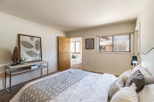 112 Camino Matias A&B, Santa Fe, NM 87501