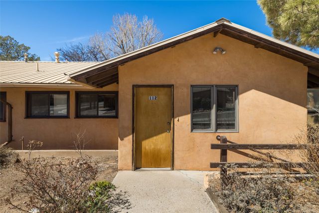 112 Camino Matias A&B, Santa Fe, NM 87501