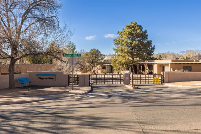 112 Camino Matias A&B, Santa Fe, NM 87501