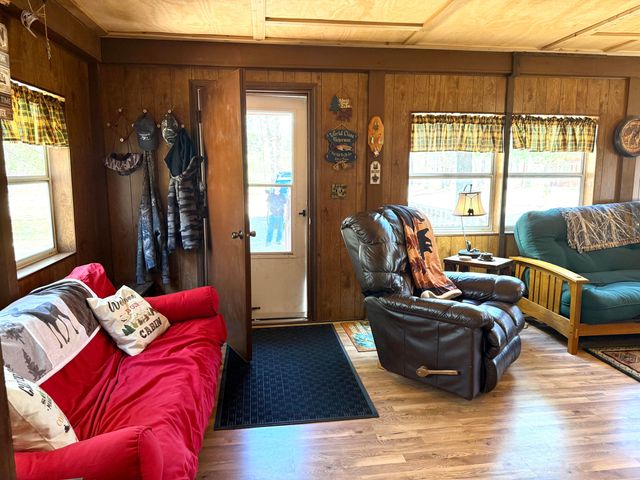 11881 S Winesap Road, Lake Twp, MI 49304