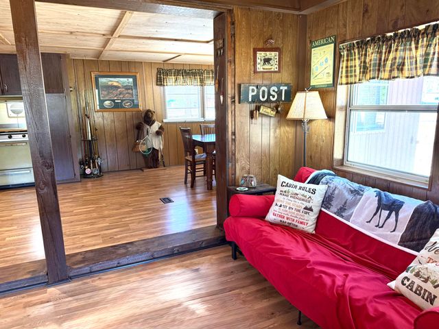 11881 S Winesap Road, Lake Twp, MI 49304