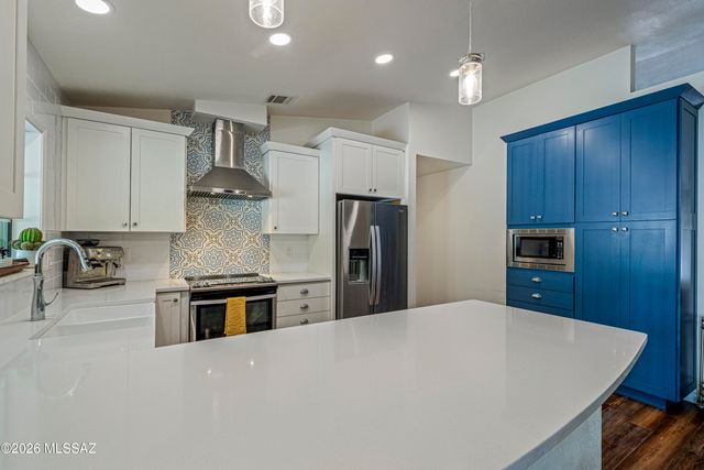 5680 N Placita Favorita, Tucson, AZ 85750