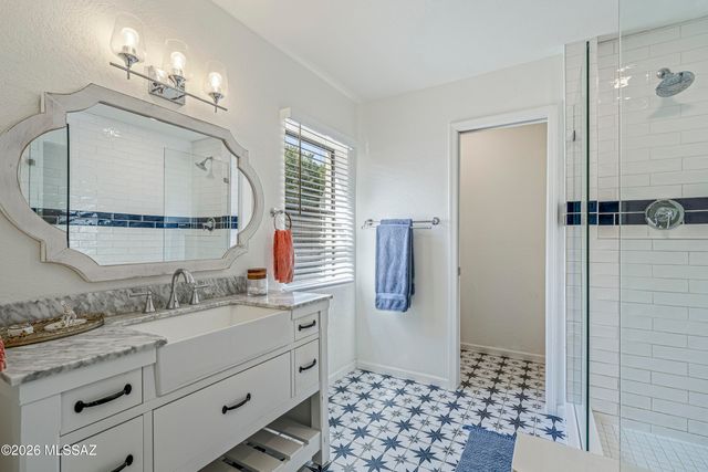 5680 N Placita Favorita, Tucson, AZ 85750