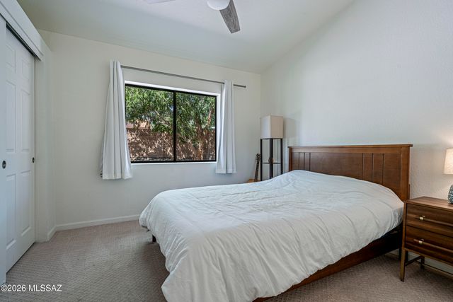 5680 N Placita Favorita, Tucson, AZ 85750