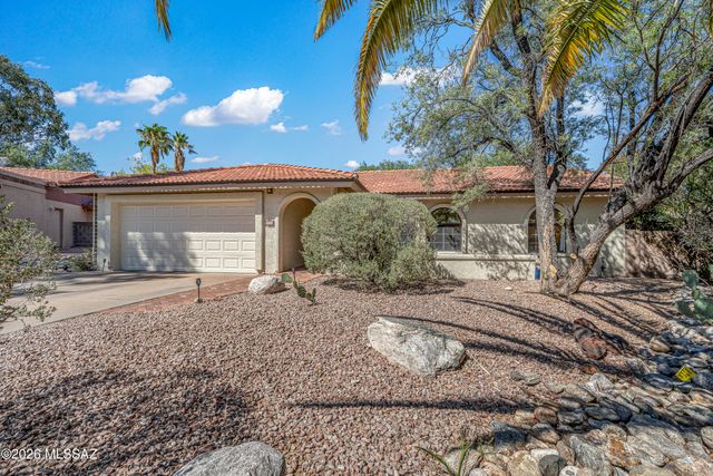 5680 N Placita Favorita, Tucson, AZ 85750