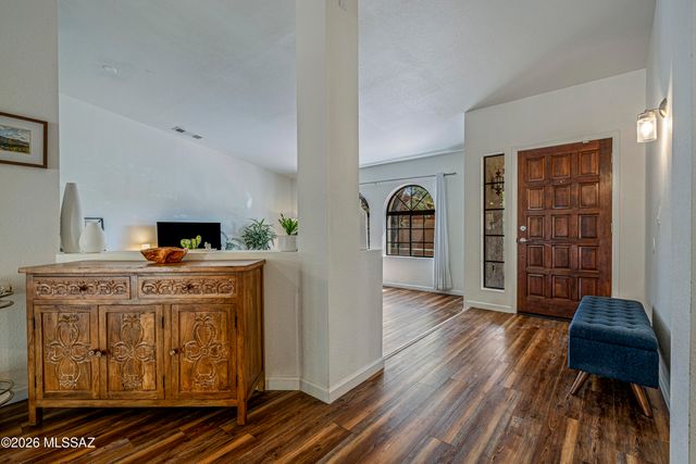 5680 N Placita Favorita, Tucson, AZ 85750