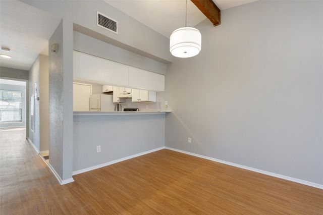 5301 Indio CV C, Austin, TX 78745