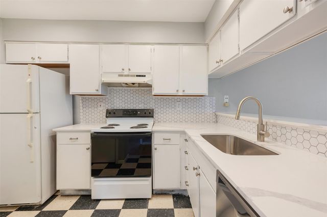 5301 Indio CV C, Austin, TX 78745