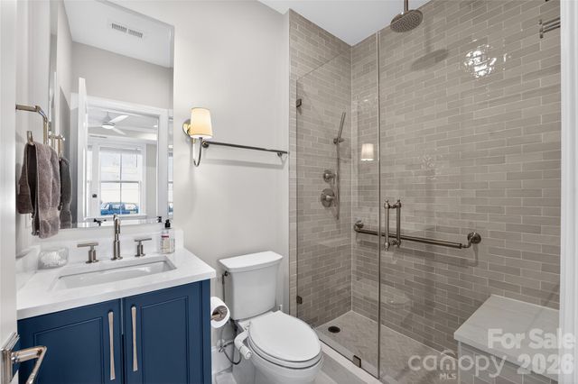 3111 Pinehurst Place, Charlotte, NC 28209