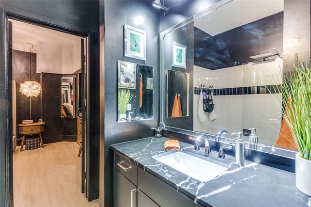 221 W Lancaster Avenue 2001, Fort Worth, TX 76102