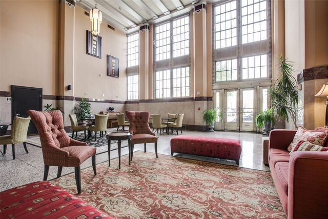 221 W Lancaster Avenue 2001, Fort Worth, TX 76102