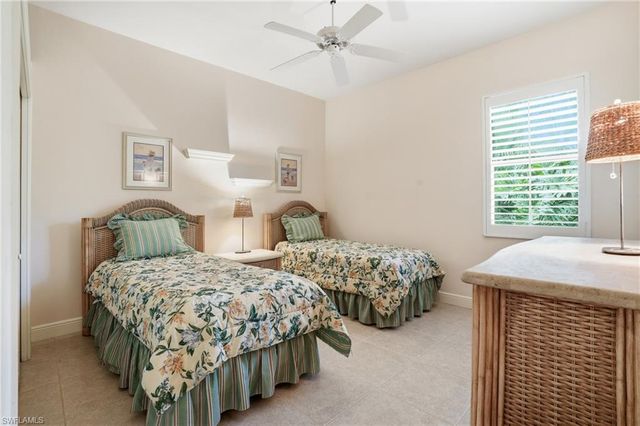 4241 7th AVE NW, Naples, FL 34119