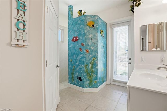 4241 7th AVE NW, Naples, FL 34119