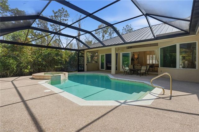 4241 7th AVE NW, Naples, FL 34119