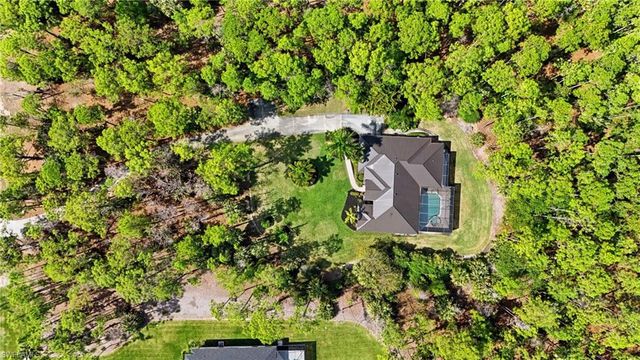 4241 7th AVE NW, Naples, FL 34119