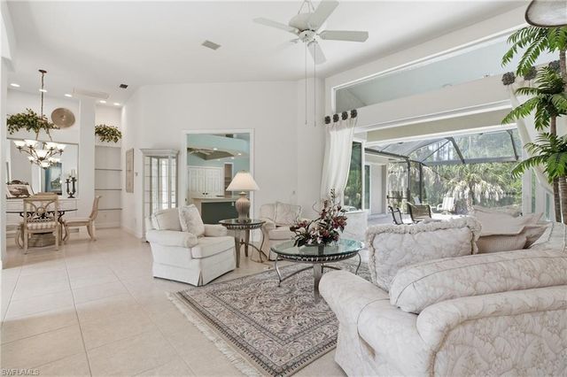 4241 7th AVE NW, Naples, FL 34119