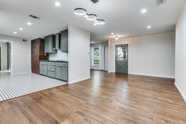 4704 Bransford Road, Colleyville, TX 76034