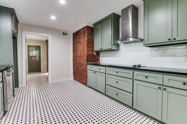 4704 Bransford Road, Colleyville, TX 76034