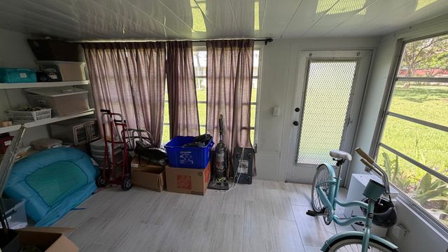 214 Down East Lane, Lake Worth, FL 33467