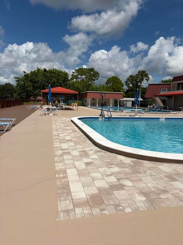 214 Down East Lane, Lake Worth, FL 33467