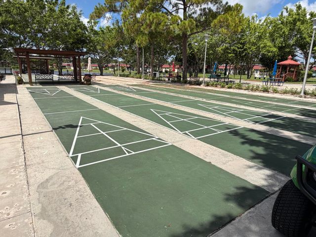 214 Down East Lane, Lake Worth, FL 33467