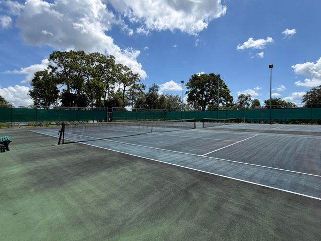 214 Down East Lane, Lake Worth, FL 33467