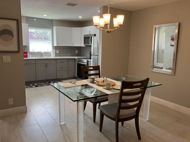 214 Down East Lane, Lake Worth, FL 33467