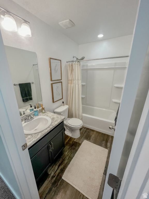 Image 12 of property listing at 67 E LEGACY PKWY, Saratoga Springs, UT 84045