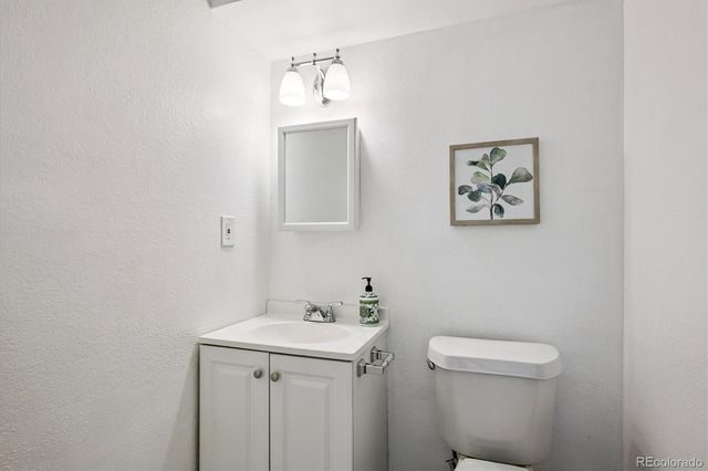 3855 S Monaco Street 176, Denver, CO 80237