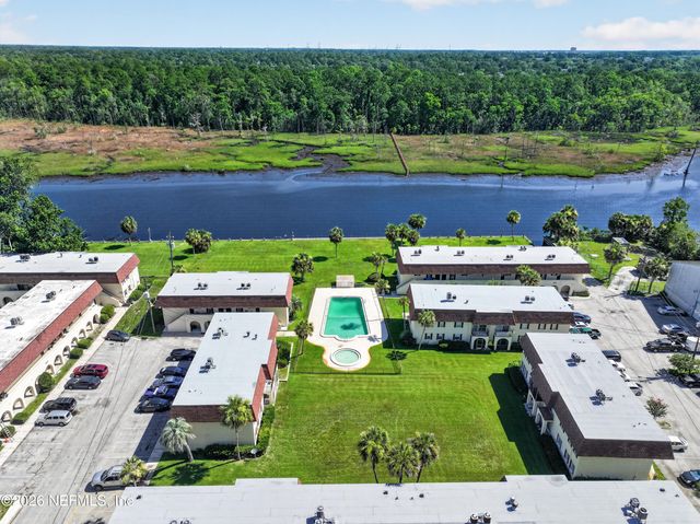 7346 EL BARCO Road 4, Jacksonville, FL 32216