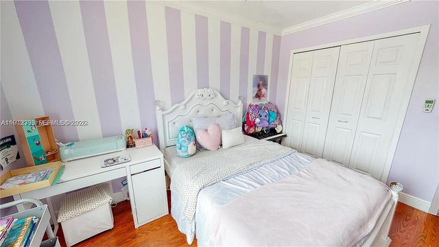 13821 SW 14th St, Miami, FL 33184