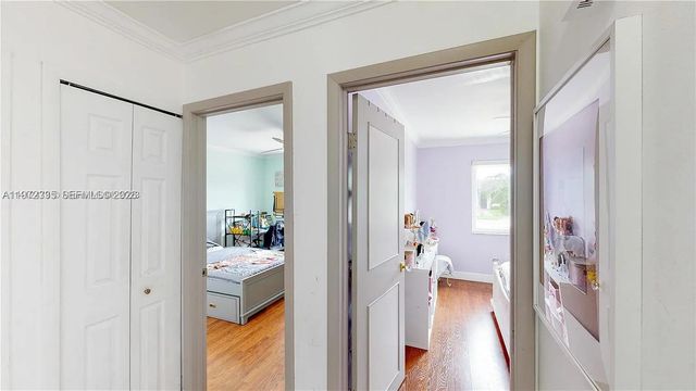 13821 SW 14th St, Miami, FL 33184