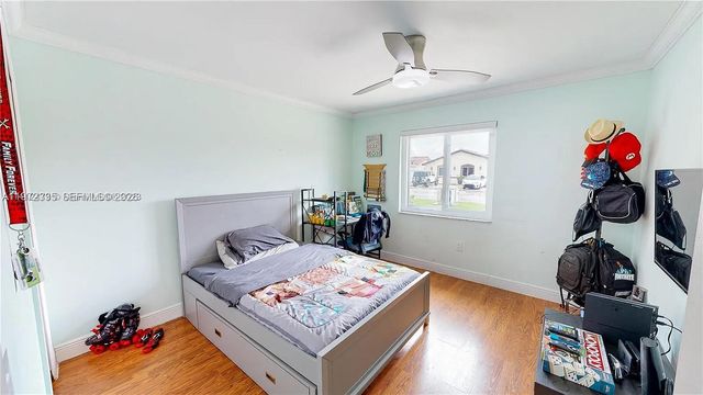 13821 SW 14th St, Miami, FL 33184