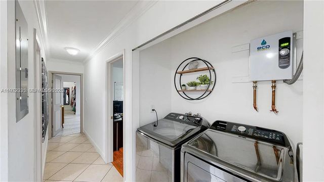 13821 SW 14th St, Miami, FL 33184