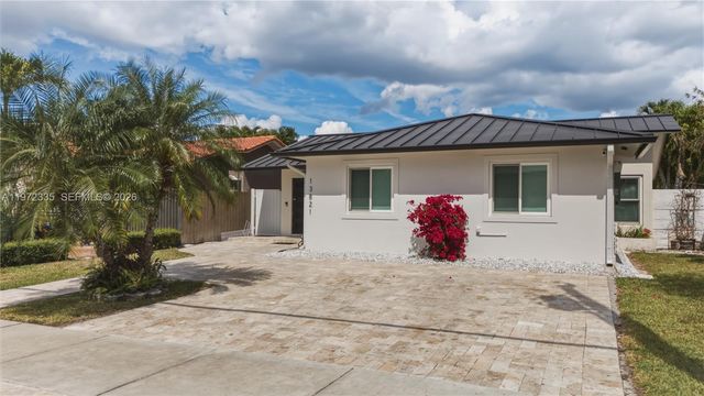 13821 SW 14th St, Miami, FL 33184