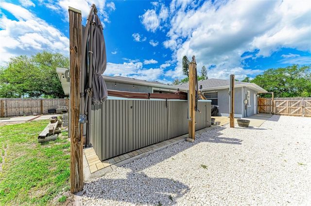 515 75TH STREET NW, Bradenton, FL 34209