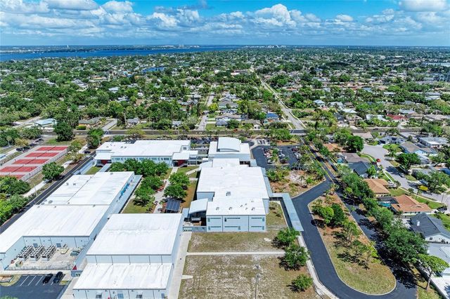 515 75TH STREET NW, Bradenton, FL 34209