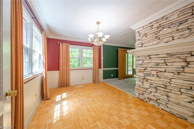 5218 Bear Creek Road, Winston-salem, NC 27106