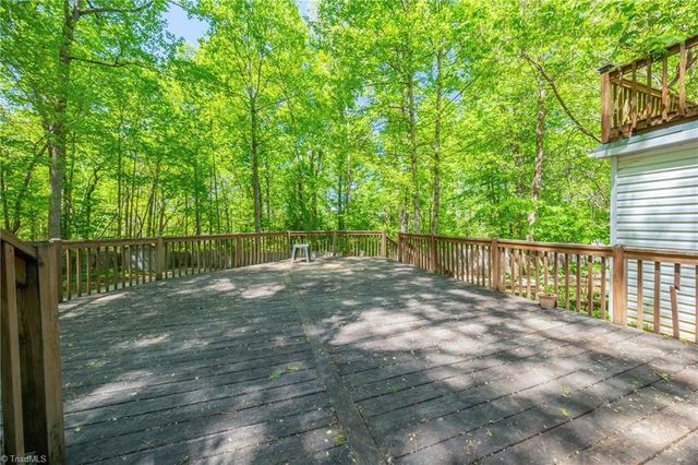 5218 Bear Creek Road, Winston-salem, NC 27106