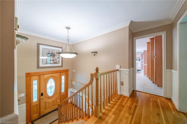 5218 Bear Creek Road, Winston-salem, NC 27106